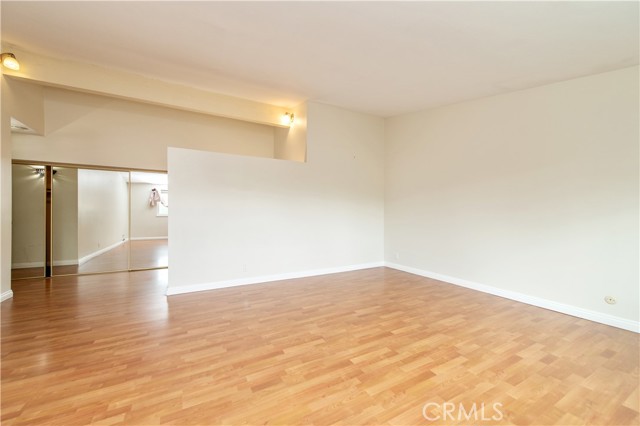 Detail Gallery Image 26 of 43 For 15305 Moulins Cir, Irvine,  CA 92604 - 4 Beds | 2/1 Baths