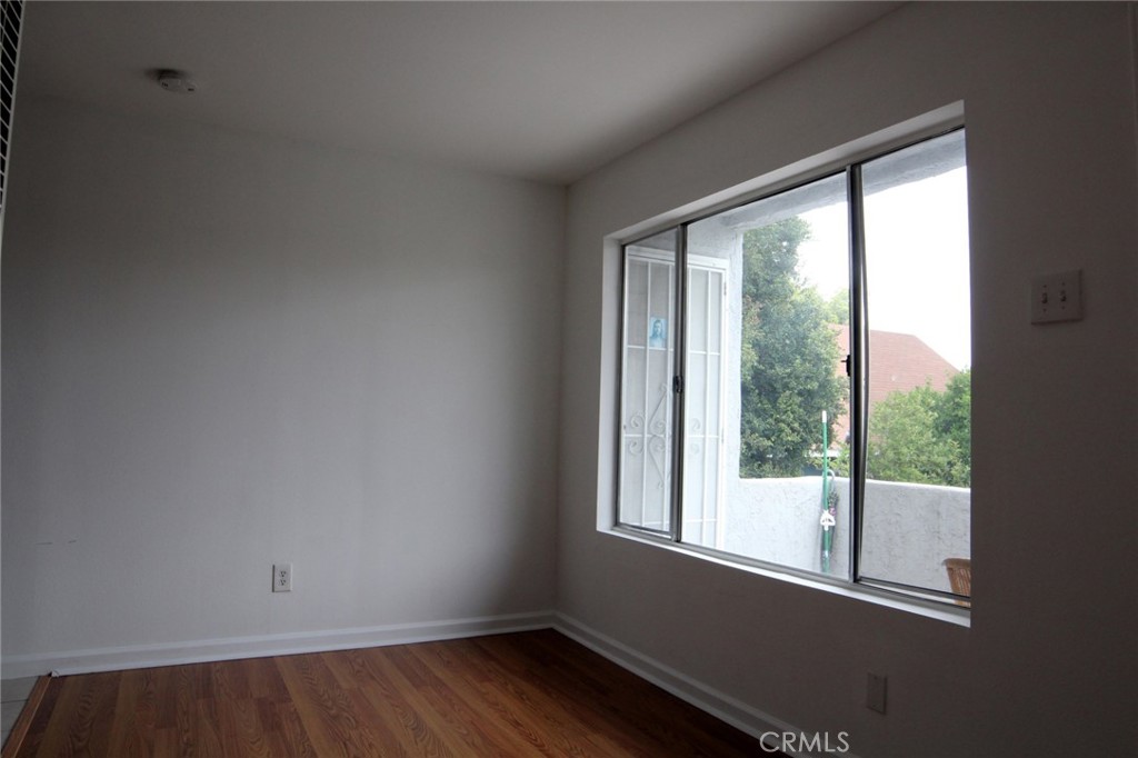 4055 Wall Street