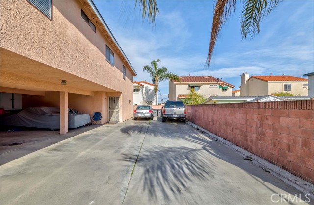 16938 S Dalton Avenue, Gardena CA: https://media.crmls.org/medias/723cd5ed-72f1-4d0e-bc44-4e47771733de.jpg