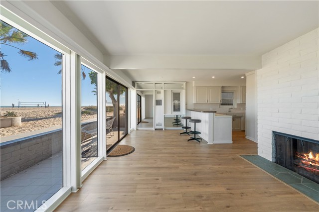1510 W Oceanfront, Newport Beach CA: https://media.crmls.org/medias/723d43bf-eaa7-4636-9661-3b41b5f502e9.jpg