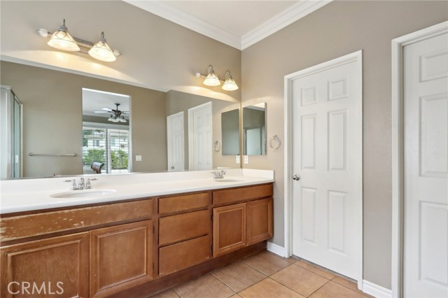 28437 N Star Ln Lane, Menifee CA: https://media.crmls.org/medias/723d6f93-28c7-4edf-b74d-67d0ce4c24d7.jpg