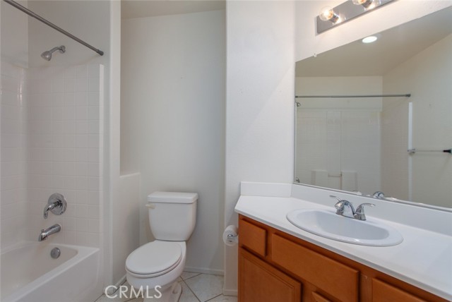 Detail Gallery Image 20 of 21 For 27009 Channel Ln #2,  Valencia,  CA 91355 - 2 Beds | 2 Baths