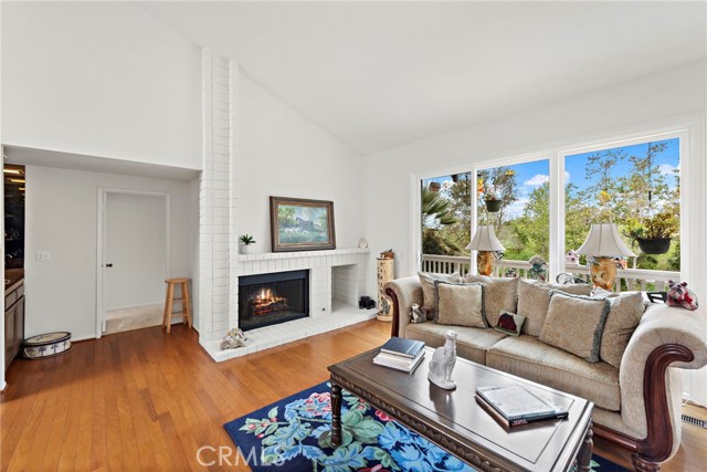 21 Rustling Wind, Irvine CA: https://media.crmls.org/medias/723db66c-3db1-46f9-9a98-70139cac5cfc.jpg