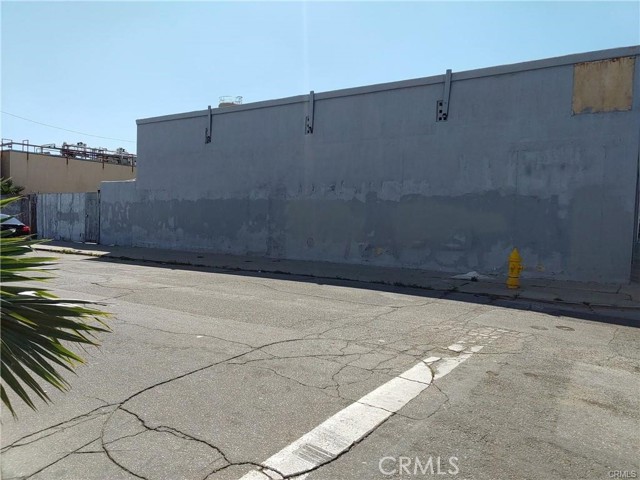 1232 W Base Line Street, San Bernardino, California 92411, ,Commercial Sale,For Sale,1232 W Base Line Street,CRHD23104007