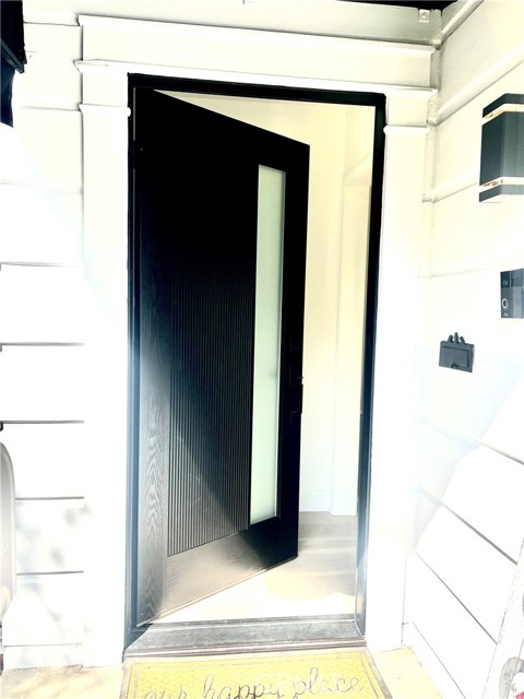 Detail Gallery Image 4 of 32 For 250 S Berkeley, Pasadena,  CA 91107 - 4 Beds | 2 Baths