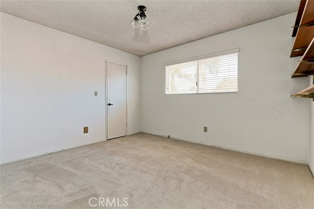 2nd Bedroom with Walk in closet