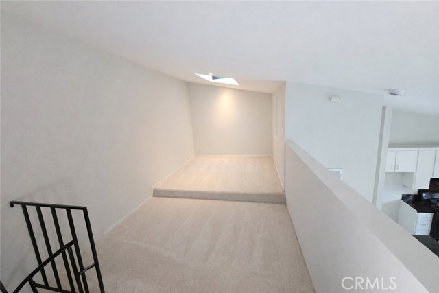 Image 14 of 39 For 10520 Lakeside  L