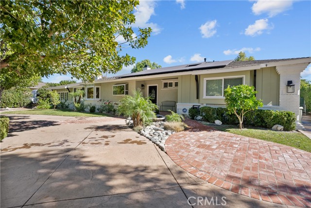 Detail Gallery Image 4 of 63 For 10132 Wish, Northridge,  CA 91325 - 4 Beds | 3 Baths