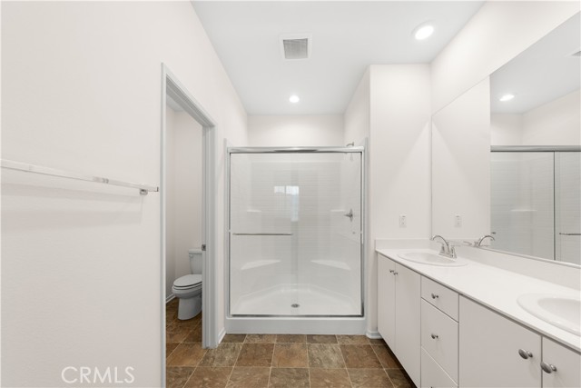 Detail Gallery Image 21 of 22 For 15901 Stresa Ln #6,  Fontana,  CA 92336 - 4 Beds | 3 Baths