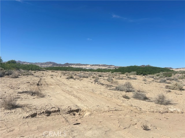 Detail Gallery Image 2 of 7 For 123 Adobe Rd, Twentynine Palms,  CA 92277 - – Beds | – Baths