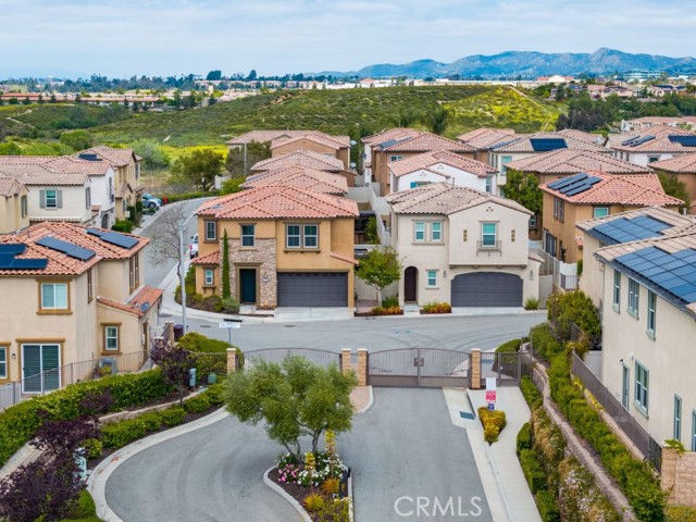 Detail Gallery Image 1 of 33 For 40506 Calla Lilly St, Murrieta,  CA 92563 - 5 Beds | 3 Baths