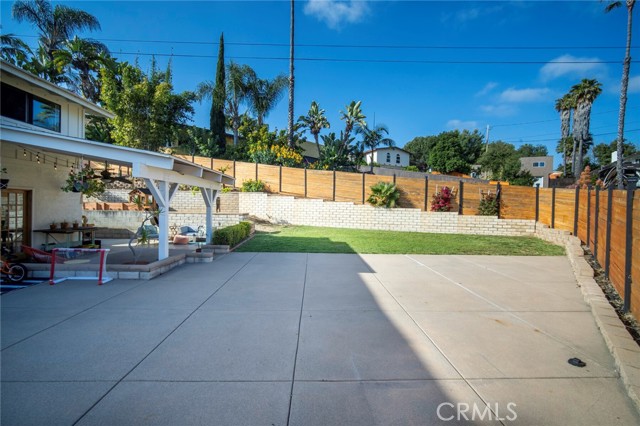 Detail Gallery Image 36 of 46 For 1327 Morning Glory Pl, Vista,  CA 92084 - 4 Beds | 2/1 Baths