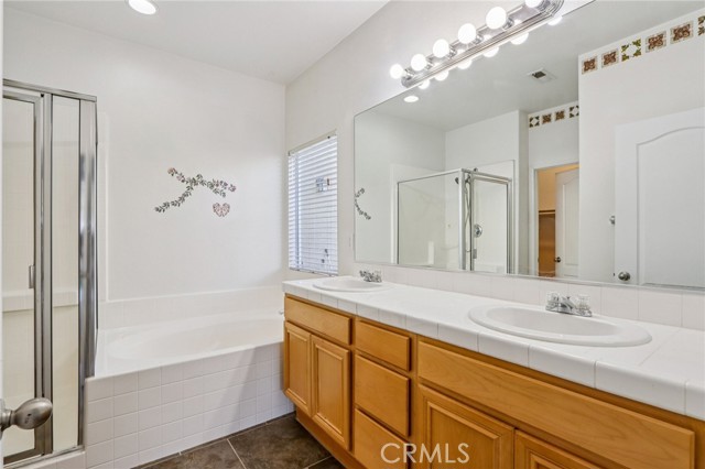 Detail Gallery Image 11 of 19 For 124 Shoal Reef Ave, San Jacinto,  CA 92583 - 3 Beds | 2 Baths