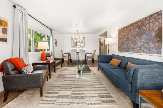 930 Philinda Avenue, Santa Barbara CA: https://media.crmls.org/medias/72470360-d07a-4b7b-9e52-b219fb8d5475.jpg