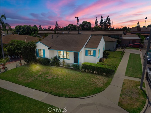 Detail Gallery Image 1 of 21 For 9434 Burke St, Pico Rivera,  CA 90660 - 4 Beds | 2 Baths