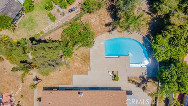 19941 Hiawatha Street, Chatsworth CA: https://media.crmls.org/medias/72493777-3df0-4447-89e9-fe31ae8858b5.jpg