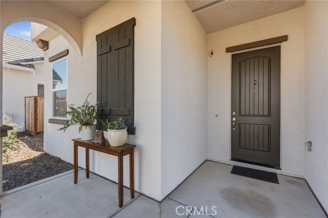 Detail Gallery Image 6 of 59 For 588 Overstone Ave, Madera,  CA 93636 - 5 Beds | 2/1 Baths