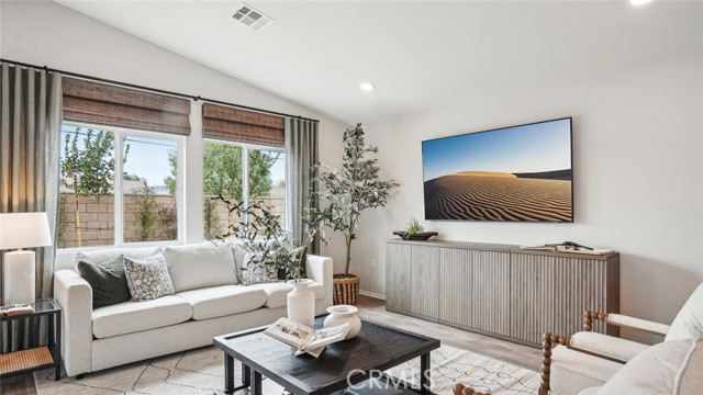 Detail Gallery Image 37 of 38 For 1902 Warwick St, San Jacinto,  CA 92582 - 4 Beds | 3 Baths