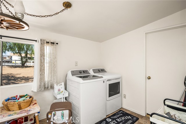 1014 7th Street, Norco CA: https://media.crmls.org/medias/724aeb21-ab34-4939-a890-04630f12e4d6.jpg
