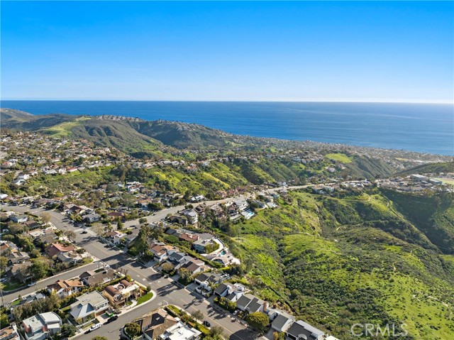 Detail Gallery Image 41 of 57 For 3253 Alta Laguna Blvd, Laguna Beach,  CA 92651 - 4 Beds | 4 Baths