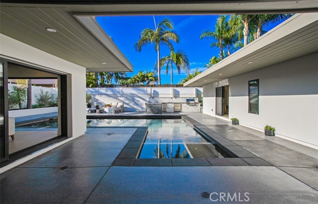 Image 24 of 48 For 1717 Irvine Avenue