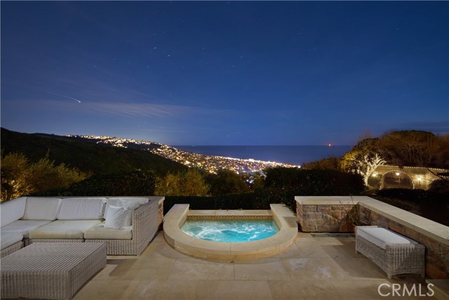 Detail Gallery Image 38 of 42 For 1302 Skyline Dr, Laguna Beach,  CA 92651 - 4 Beds | 4/1 Baths