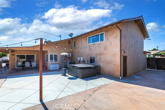 1006 W Dorothy Drive, Brea CA: https://media.crmls.org/medias/724c5b71-7345-49b2-a174-ebb78e117982.jpg