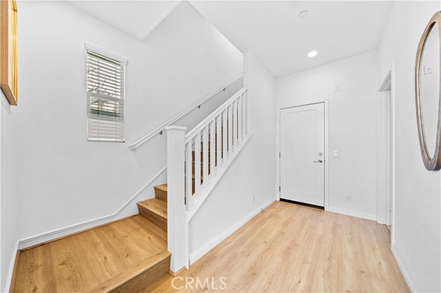 Detail Gallery Image 4 of 37 For 188 Fixie, Irvine,  CA 92618 - 3 Beds | 3/1 Baths