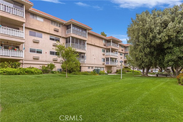 Detail Gallery Image 21 of 24 For 2404 via Mariposa 1c,  Laguna Woods,  CA 92637 - 2 Beds | 2 Baths