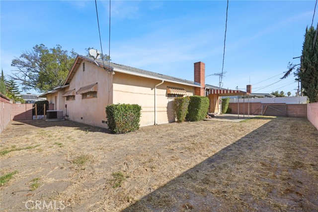 Detail Gallery Image 20 of 21 For 13218 Community St, Sun Valley,  CA 91352 - 3 Beds | 1/1 Baths