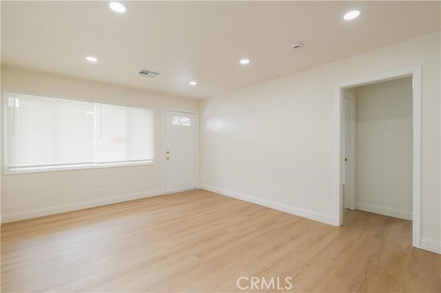 16207 Bamboo Street, La Puente CA: https://media.crmls.org/medias/724da8bf-890e-4cee-8184-dfdebd9ce2d6.jpg