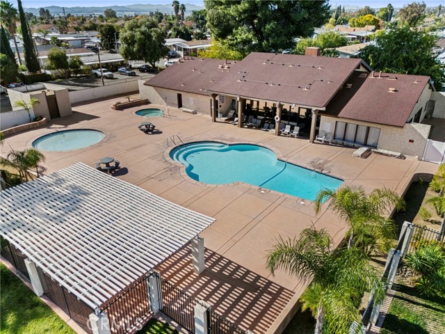 Detail Gallery Image 23 of 33 For 14939 Vinehill, Moreno Valley,  CA 92553 - 2 Beds | 2 Baths