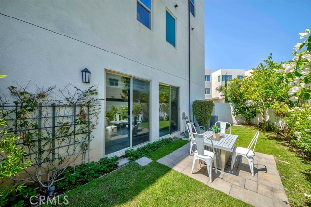 195 Stellar, Irvine CA: https://media.crmls.org/medias/724e30ba-d6e9-47eb-817a-d9adab12da8a.jpg