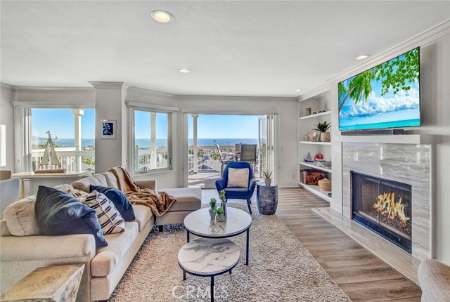 Detail Gallery Image 4 of 33 For 24432 Alta Vista Dr #15,  Dana Point,  CA 92629 - 3 Beds | 3 Baths