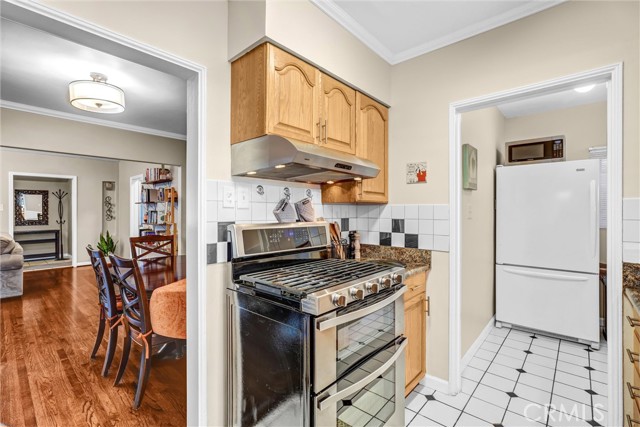 Detail Gallery Image 15 of 26 For 1130 N Cordova, Burbank,  CA 91505 - 2 Beds | 1 Baths