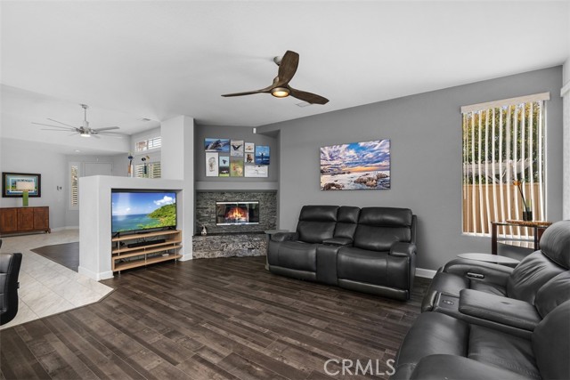 Detail Gallery Image 12 of 54 For 28942 Lake Fork Dr, Menifee,  CA 92584 - 3 Beds | 2/1 Baths