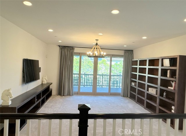 Detail Gallery Image 9 of 17 For 38 Stafford Pl, Tustin,  CA 92782 - 5 Beds | 5/1 Baths