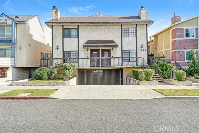 Detail Gallery Image 2 of 25 For 326 E Valencia #C,  Burbank,  CA 91502 - 2 Beds | 2/1 Baths