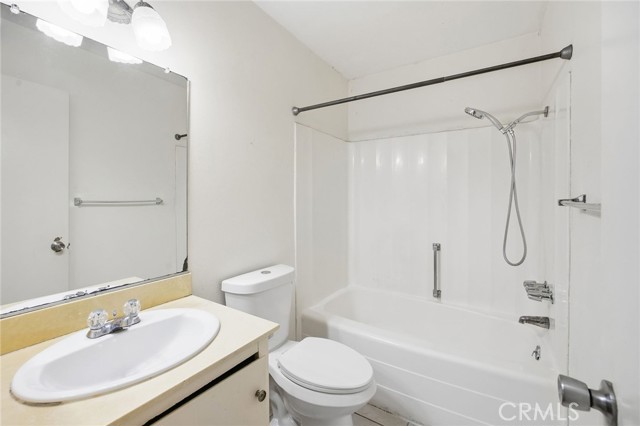 Detail Gallery Image 18 of 30 For 10928 El Domino, Fountain Valley,  CA 92708 - 3 Beds | 2 Baths