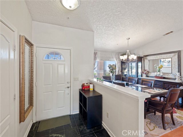 Detail Gallery Image 18 of 43 For 475 Maria Rd, Pinon Hills,  CA 92372 - 3 Beds | 2/1 Baths