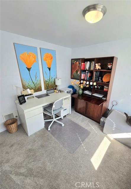 Detail Gallery Image 23 of 44 For 21752 Pacific Coast Hwy #13,  Huntington Beach,  CA 92646 - 3 Beds | 2 Baths