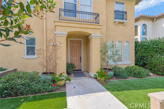 Detail Gallery Image 3 of 42 For 9 Mineral King, Irvine,  CA 92602 - 4 Beds | 2/1 Baths