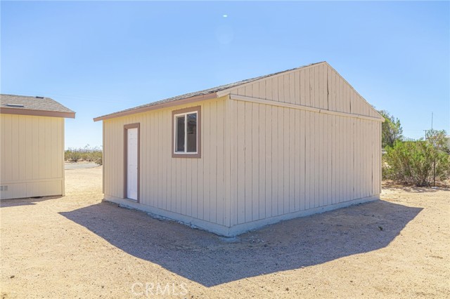 26321 Olanche, Mojave CA: https://media.crmls.org/medias/725238cd-db3e-48cf-b0d0-b160a0eddde9.jpg