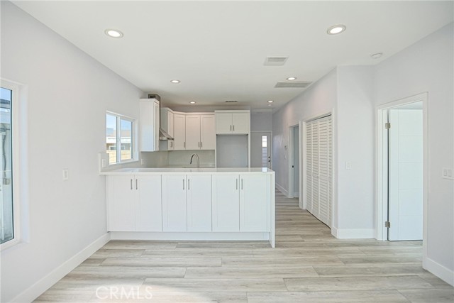 Detail Gallery Image 23 of 43 For 7586 El Prado, Buena Park,  CA 90620 - 5 Beds | 3 Baths