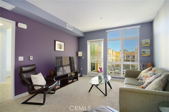 Detail Gallery Image 5 of 27 For 21301 Erwin St #526,  Woodland Hills,  CA 91367 - 1 Beds | 1 Baths