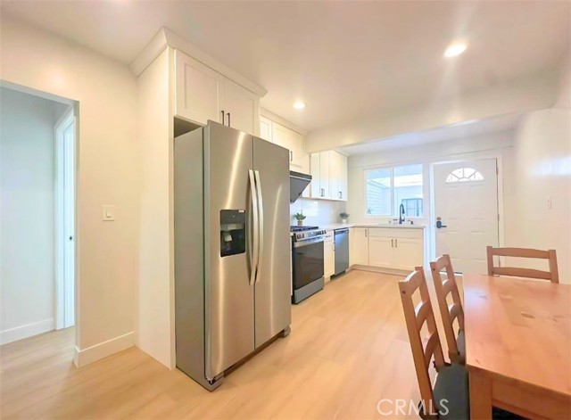 637 W Floral Drive, Monterey Park CA: https://media.crmls.org/medias/72544c2f-ce23-4f84-91b3-405866f5534a.jpg