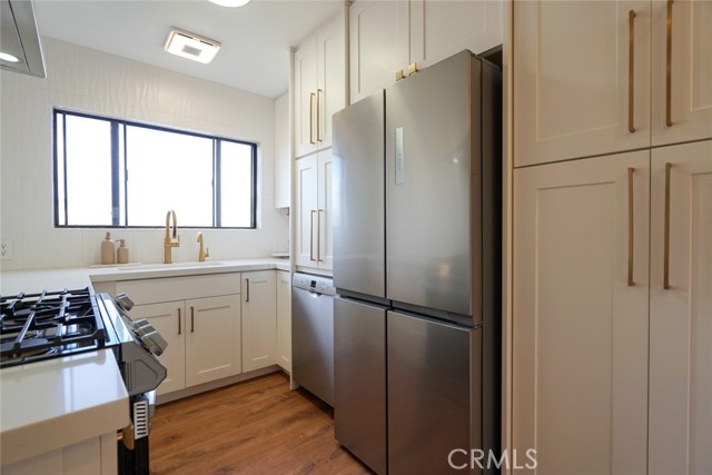 Detail Gallery Image 9 of 26 For 2105 E Ocean #19,  Long Beach,  CA 90803 - 1 Beds | 1 Baths