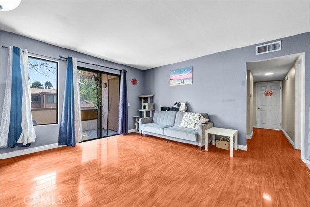 Detail Gallery Image 6 of 27 For 1315 Massachusetts Ave #204,  Riverside,  CA 92507 - 2 Beds | 2 Baths
