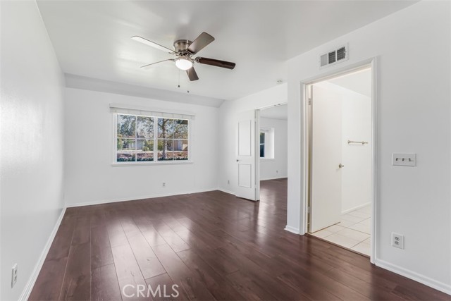 Image 20 of 35 For 6304 Tamarind Street