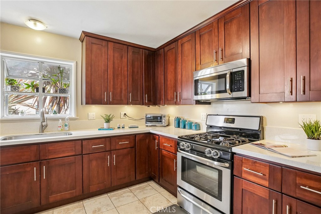 MLS #PW26113761 image #9